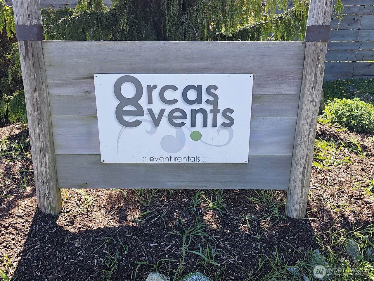 81 Hope Lane - Photo 1