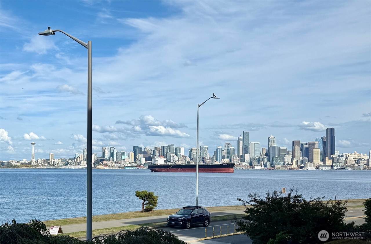 1140 Alki Avenue - Photo 1