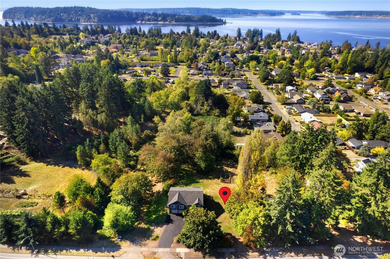 718 Union Avenue - Photo 1