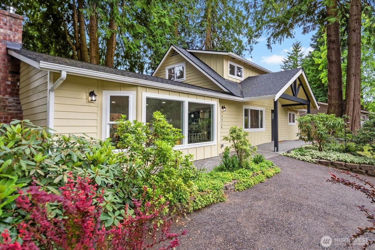 5514 146th Street - Photo 1