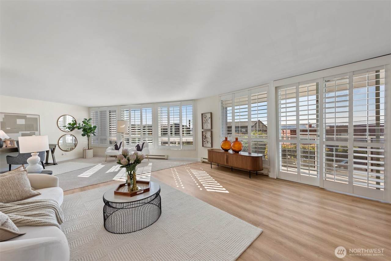 500 Olympic Place - Photo 1