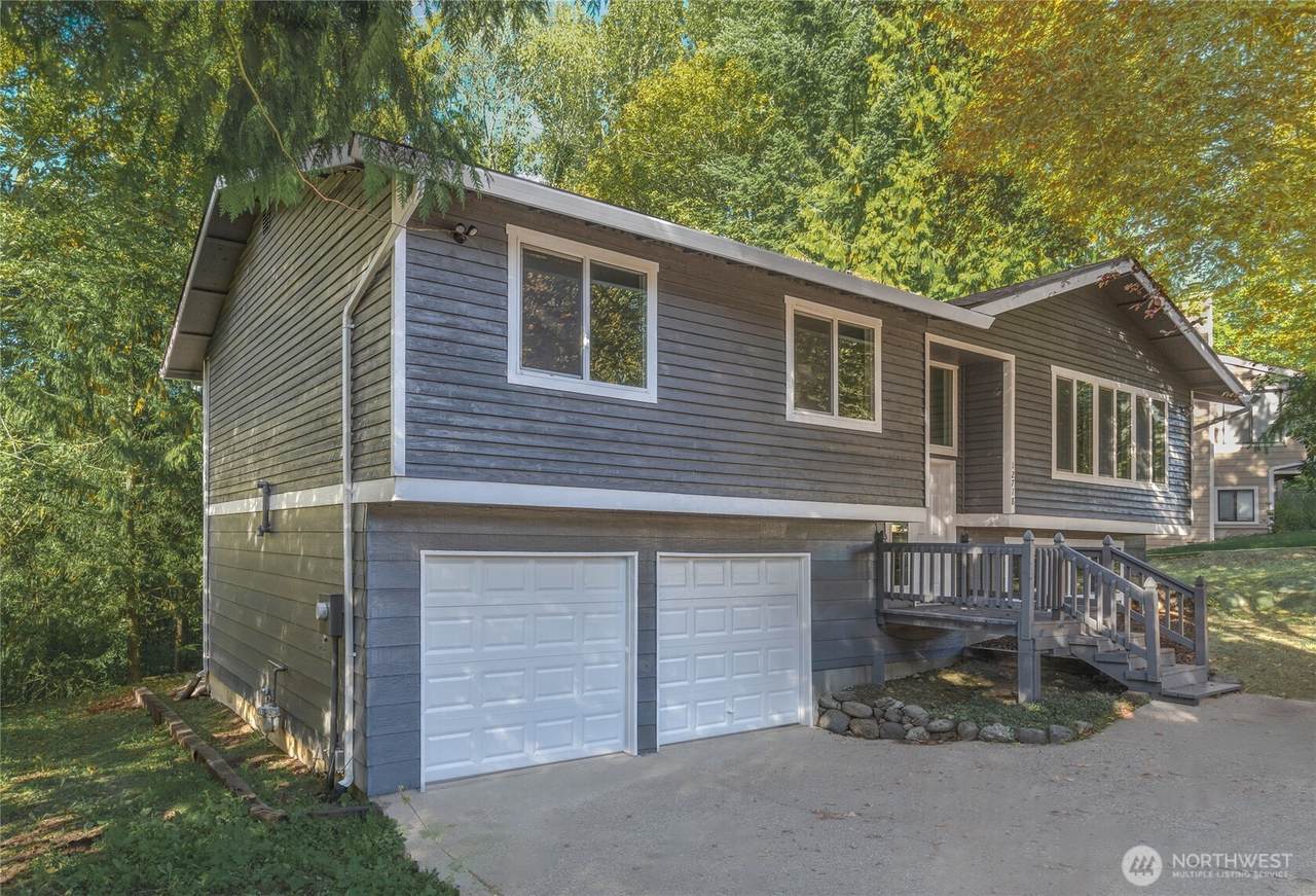 12718 184th Place - Photo 1