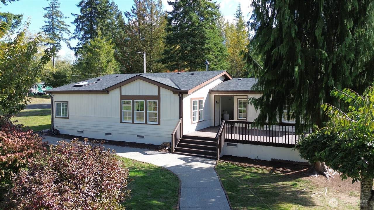 10 Rose Lane - Photo 1