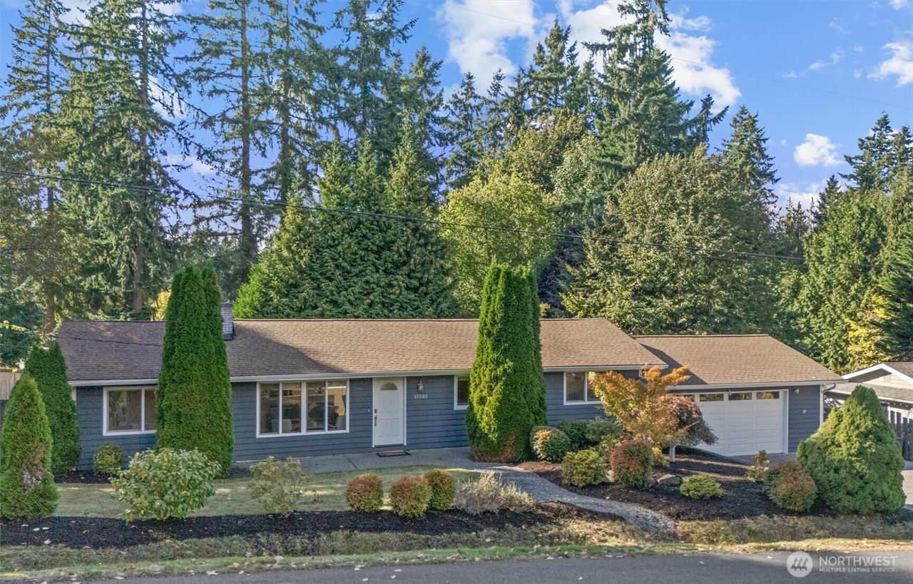 15505 81st Avenue - Photo 1