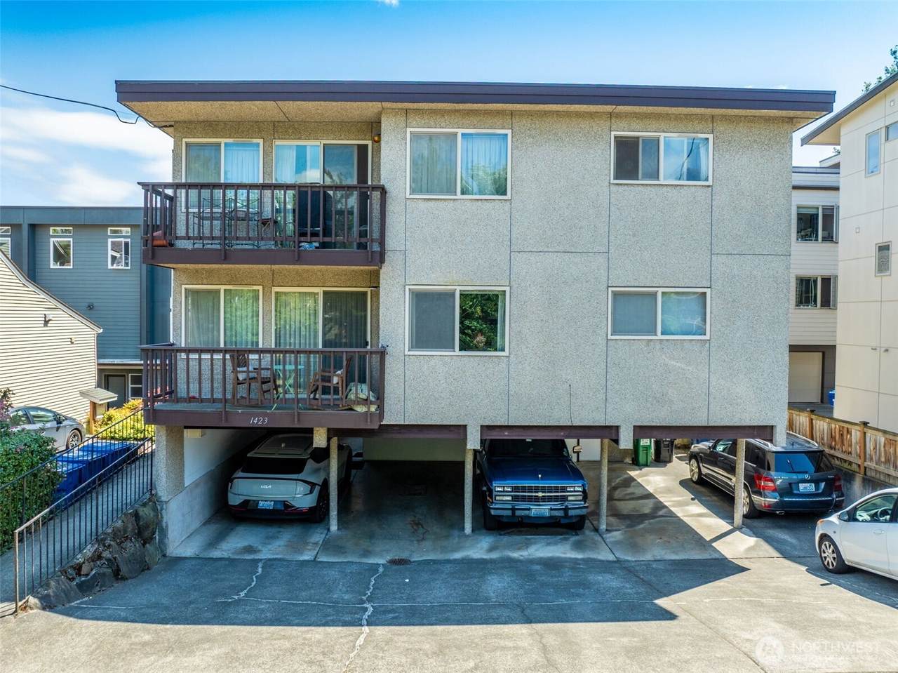 1423 60th Street - Photo 1