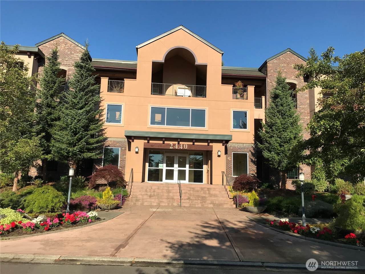 2440 Steele Street - Photo 1