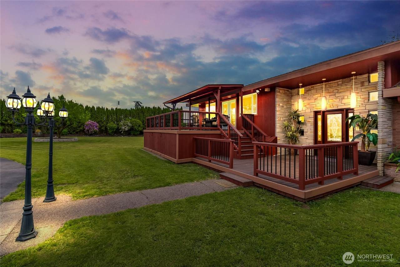 36510 Mountain Highway - Photo 1