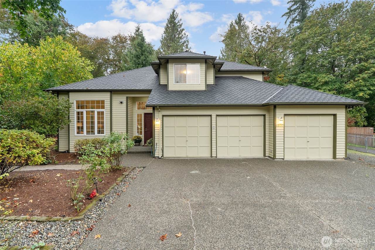 4537 329th Place - Photo 1