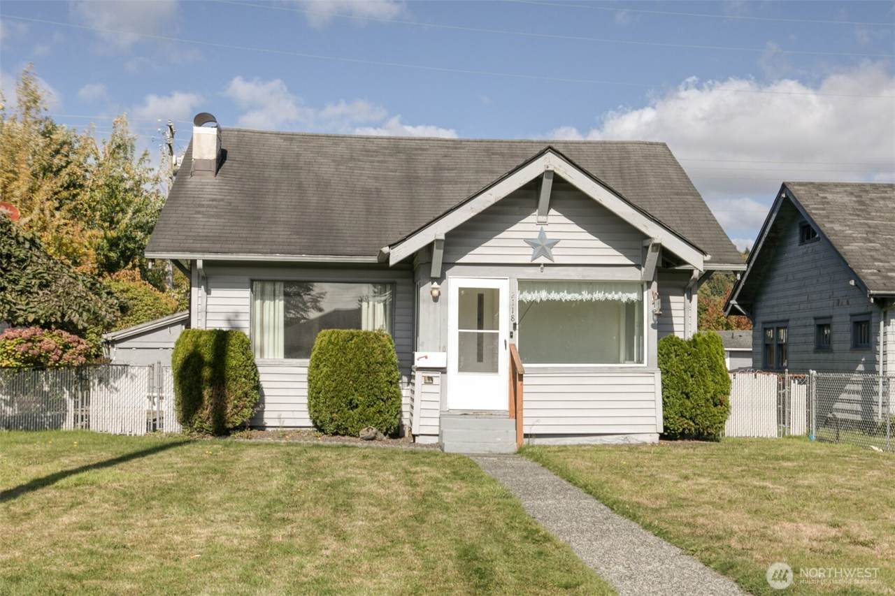 2118 Aberdeen Avenue - Photo 1