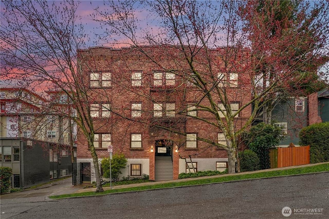 516 Thomas Street - Photo 1