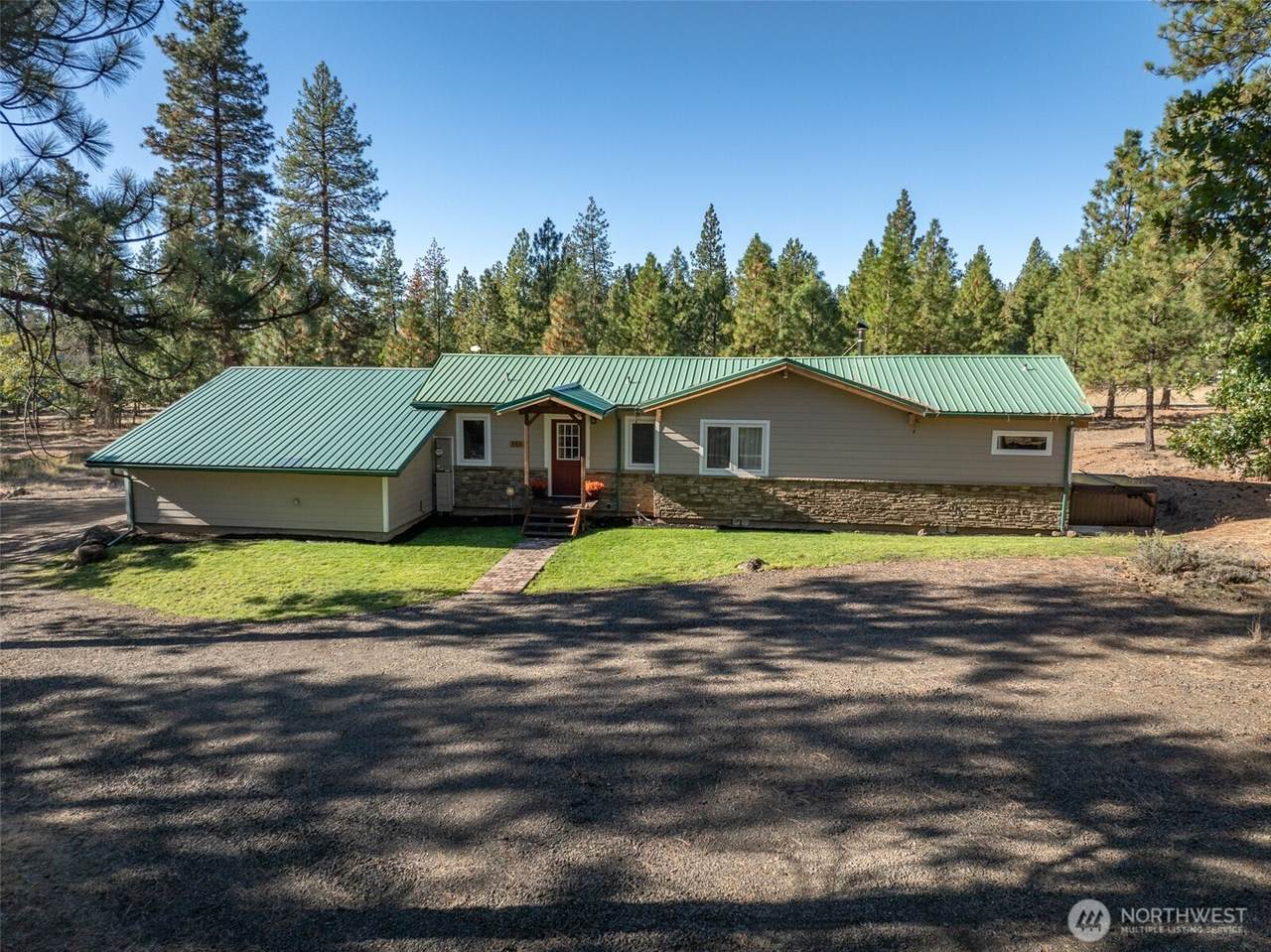 355 Tamarack - Photo 1