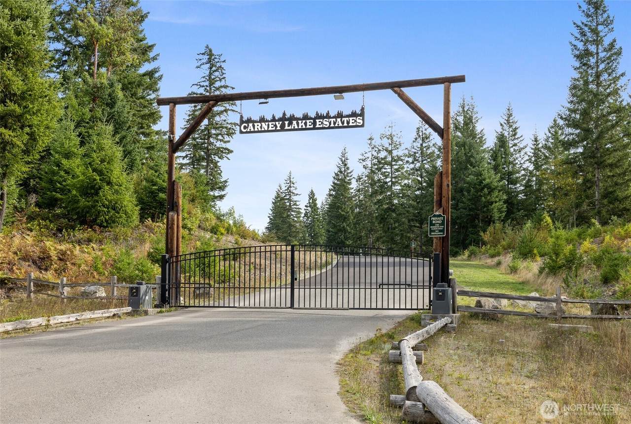 7201 Ridgeline Drive - Photo 1