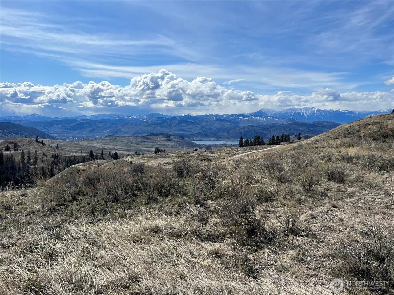 19 Meadowlark Road - Photo 1