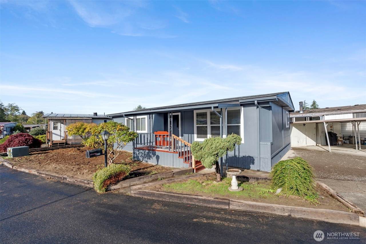 225 Ho Hum Lane - Photo 1