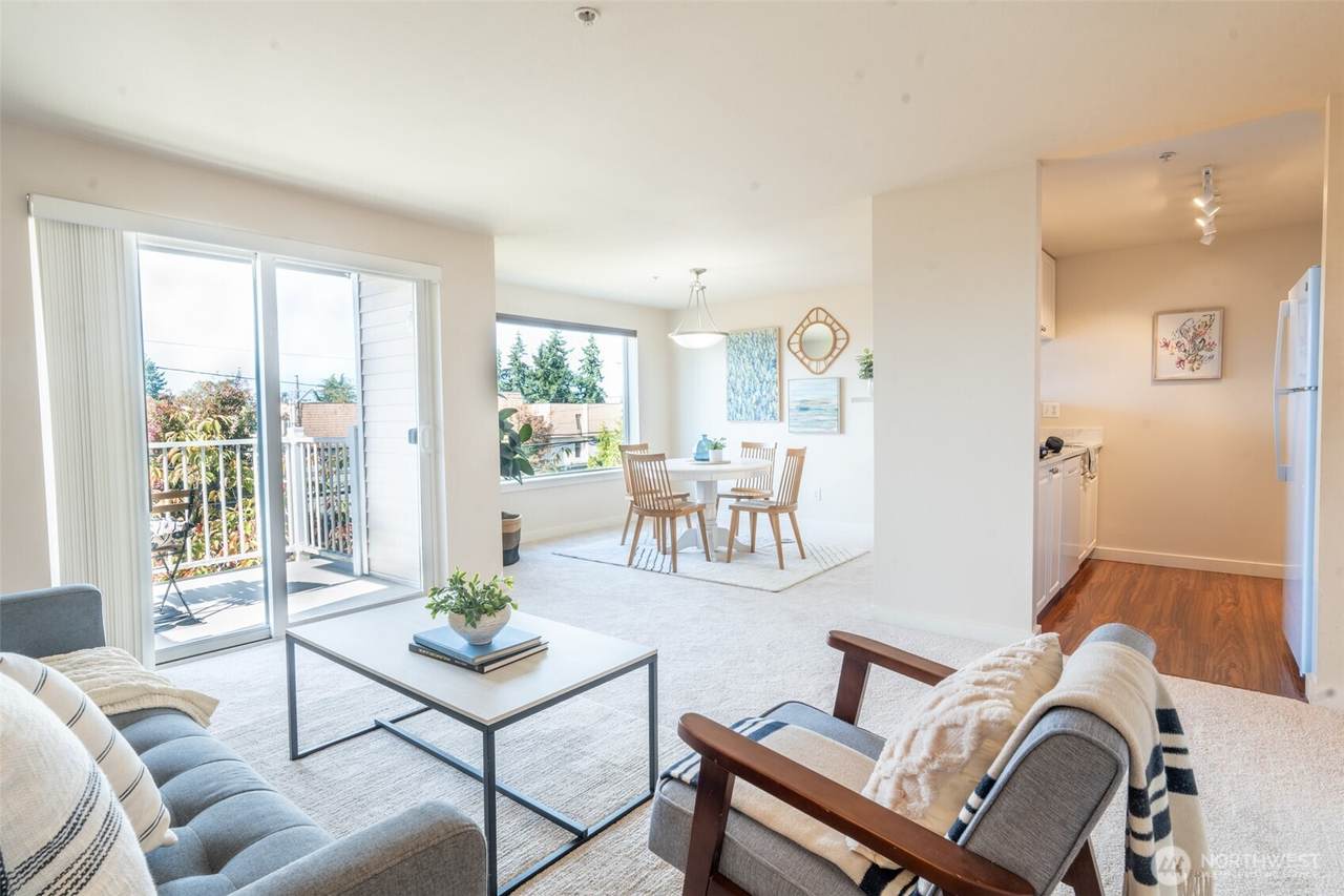 10744 Greenwood Avenue - Photo 1