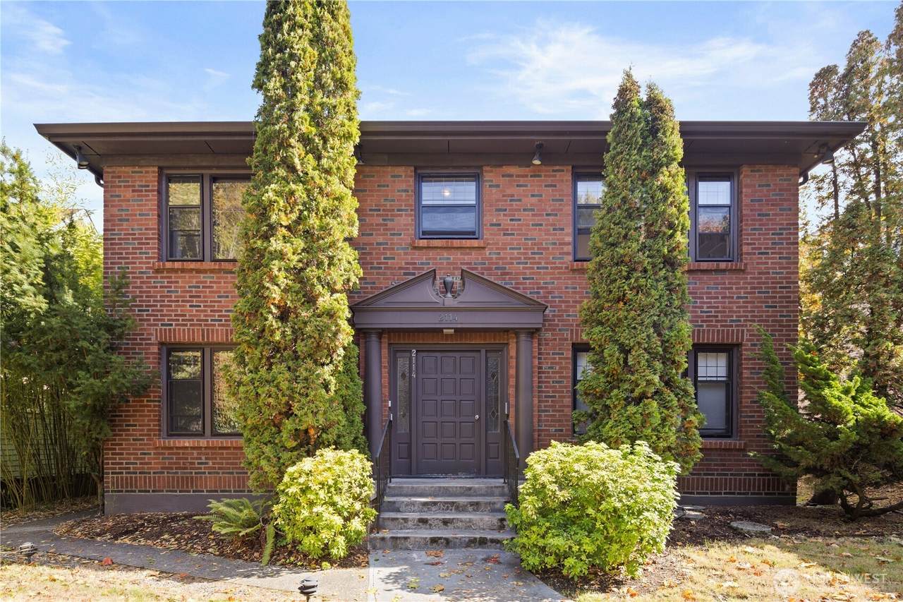 2114 7th Avenue - Photo 1