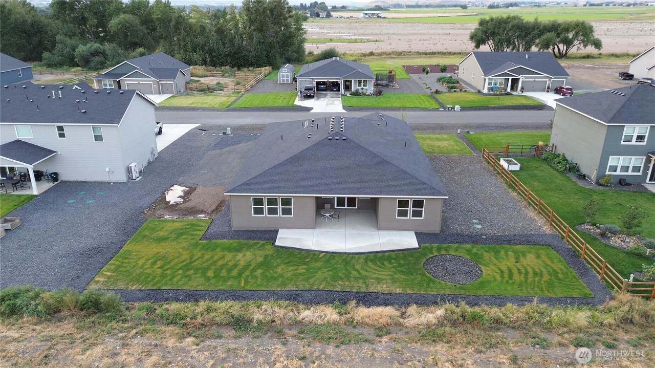 3006 Dapple Gray Way - Photo 1