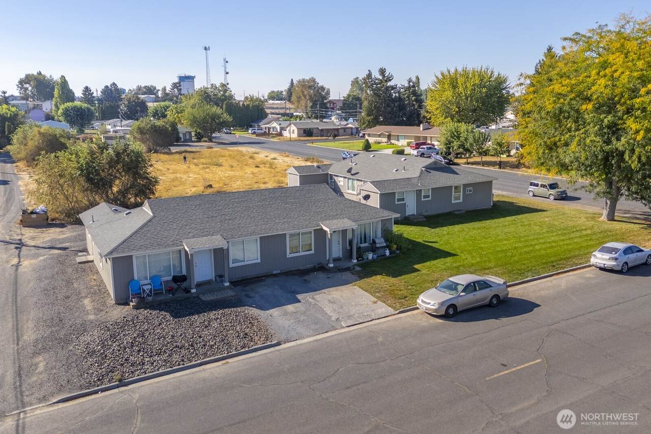 205 4th Avenue - Photo 1