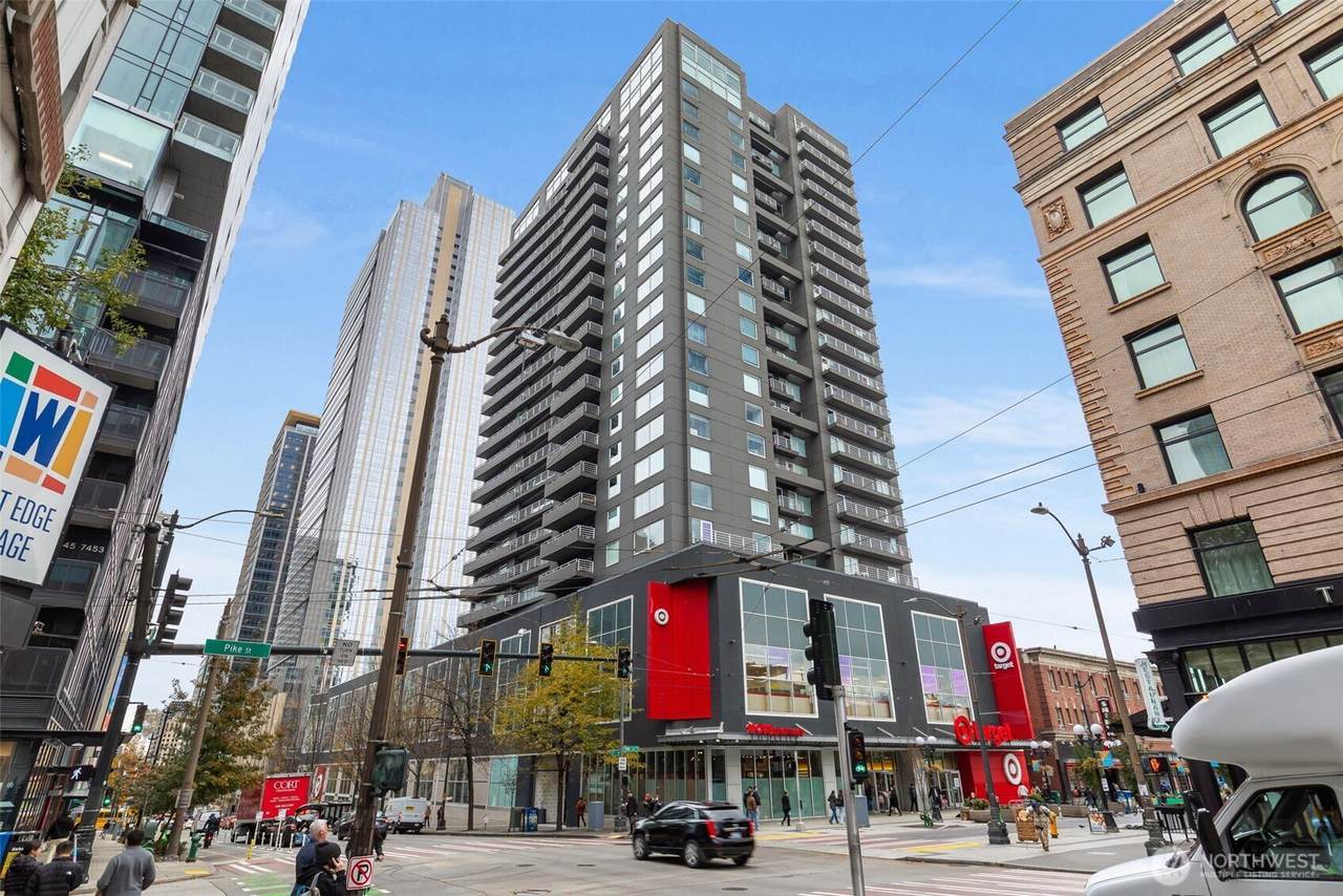 1415 2nd Avenue - Photo 1