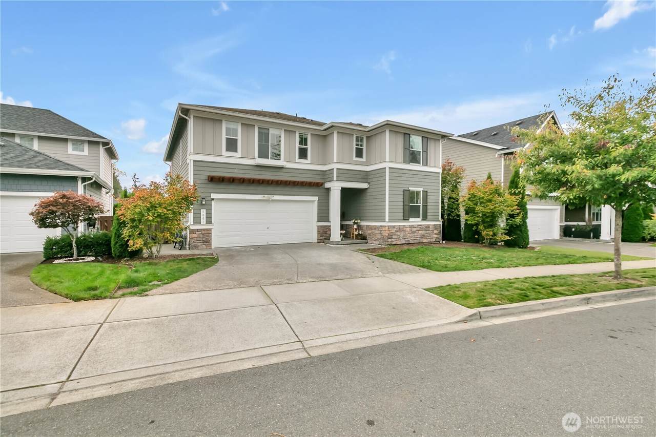 5007 324th Street - Photo 1