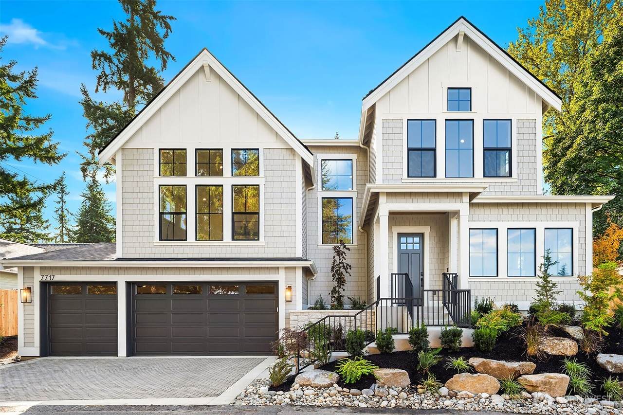 7717 151st Avenue - Photo 1