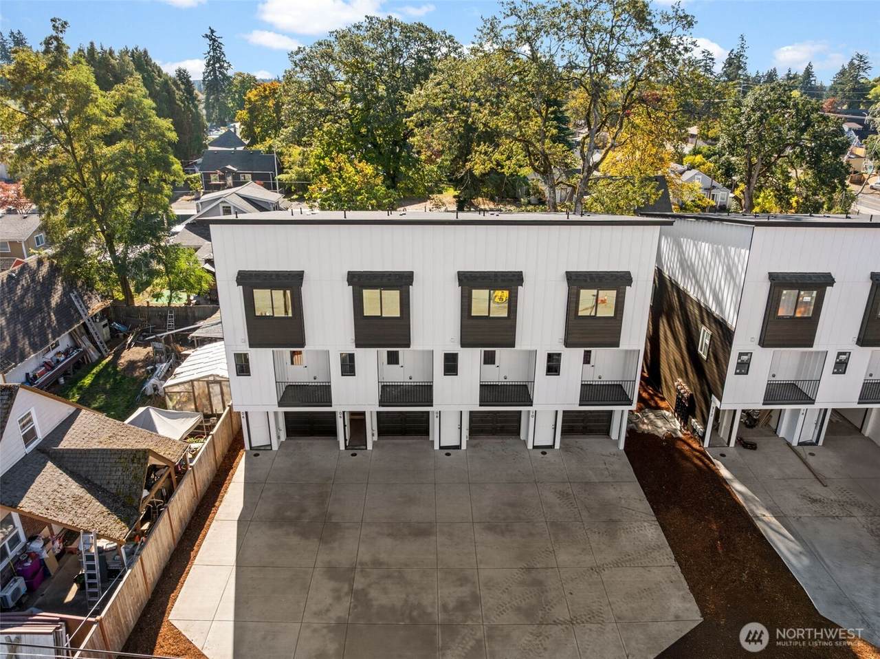 312 118th Street - Photo 1