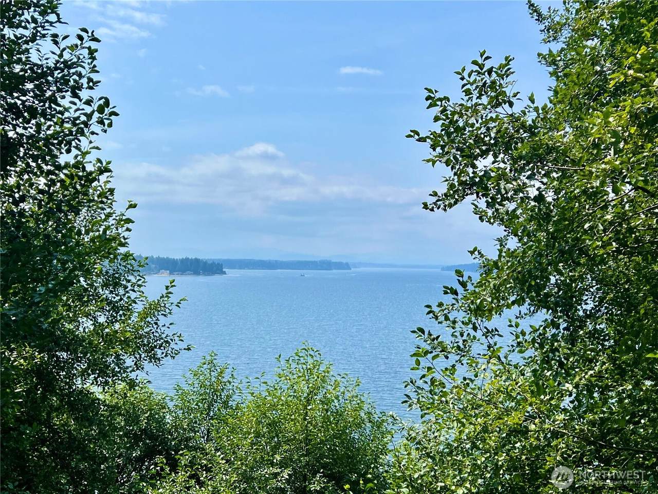 6908 190th Avenue - Photo 1