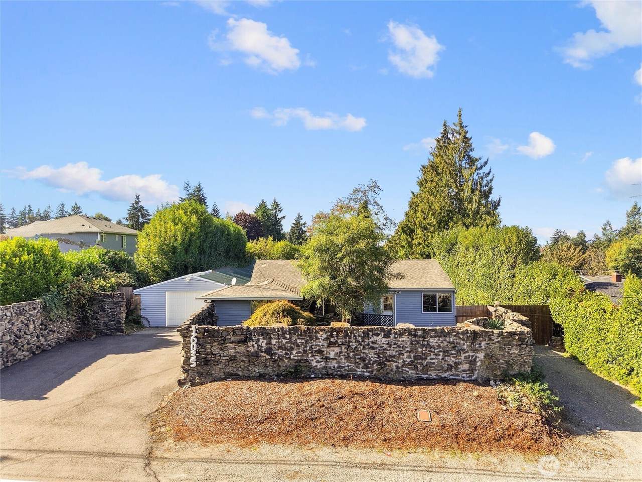 16035 42nd Avenue - Photo 1