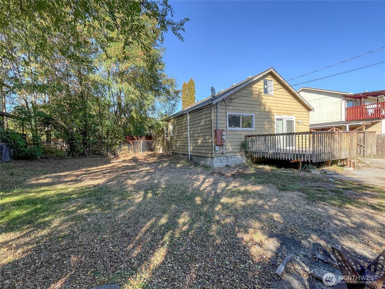 618 5th Street - Photo 1