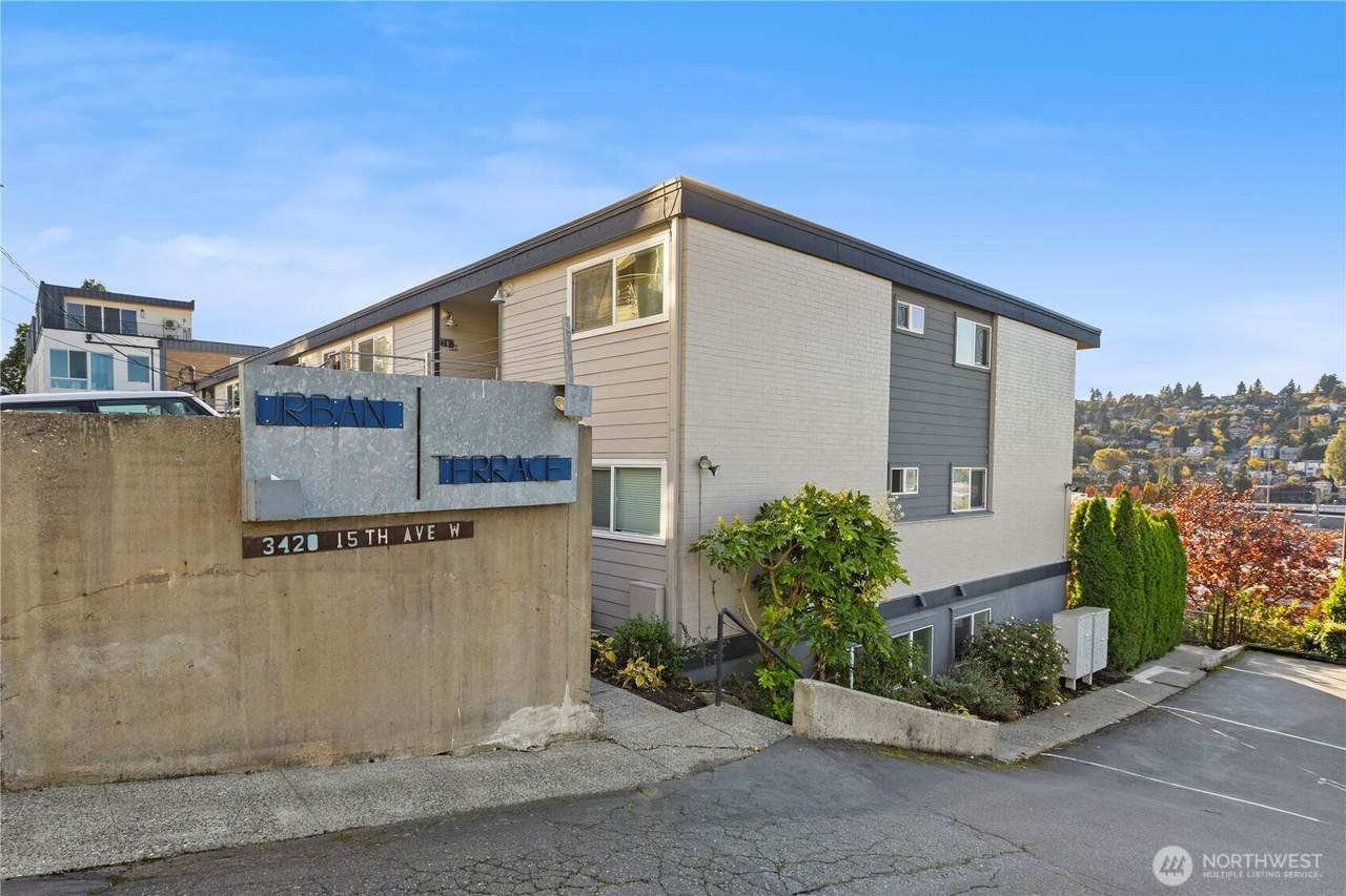 3420 15th Avenue - Photo 1