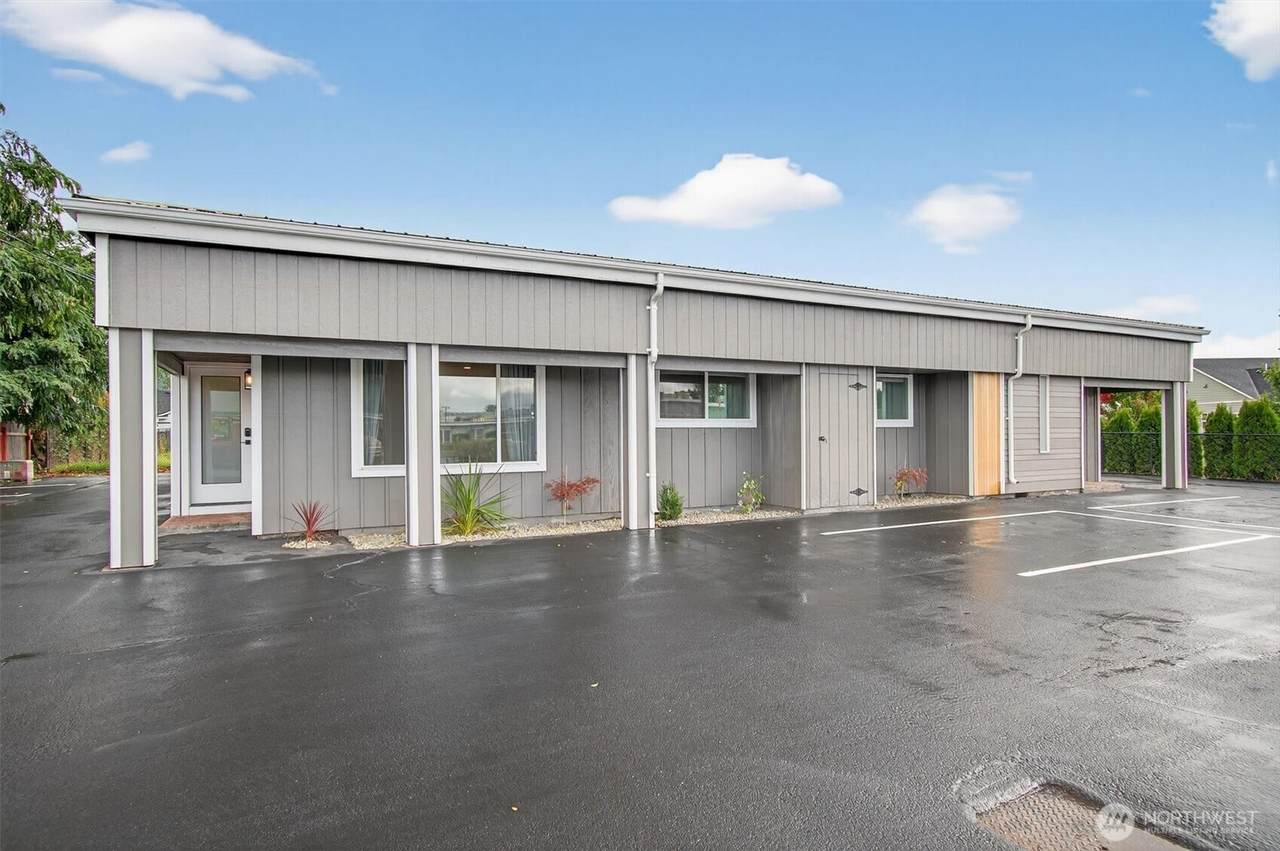 302 3rd Street - Photo 1