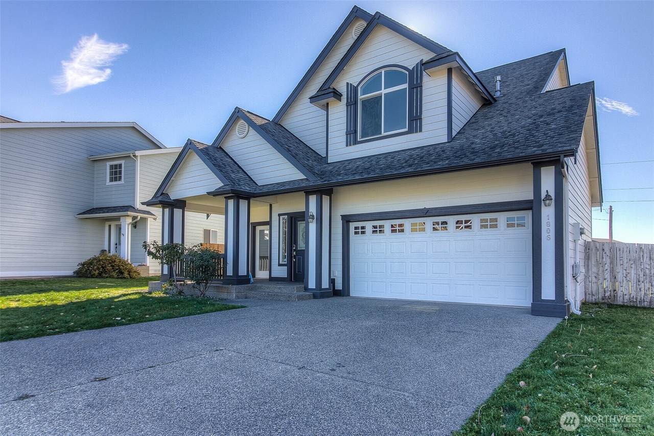 1806 Clearview Drive - Photo 1