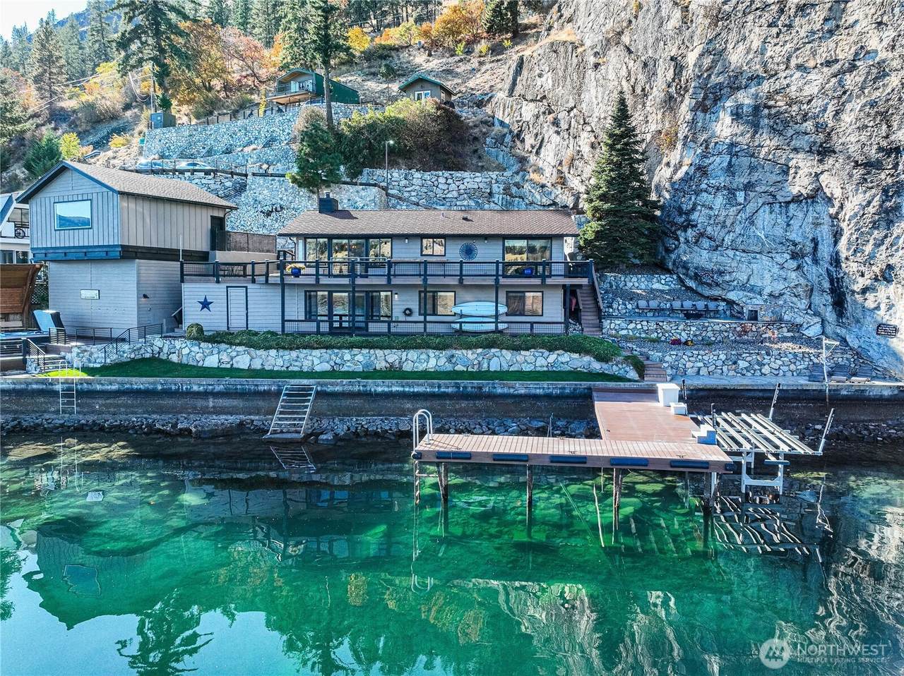 10370 Lakeshore Rd - Photo 1