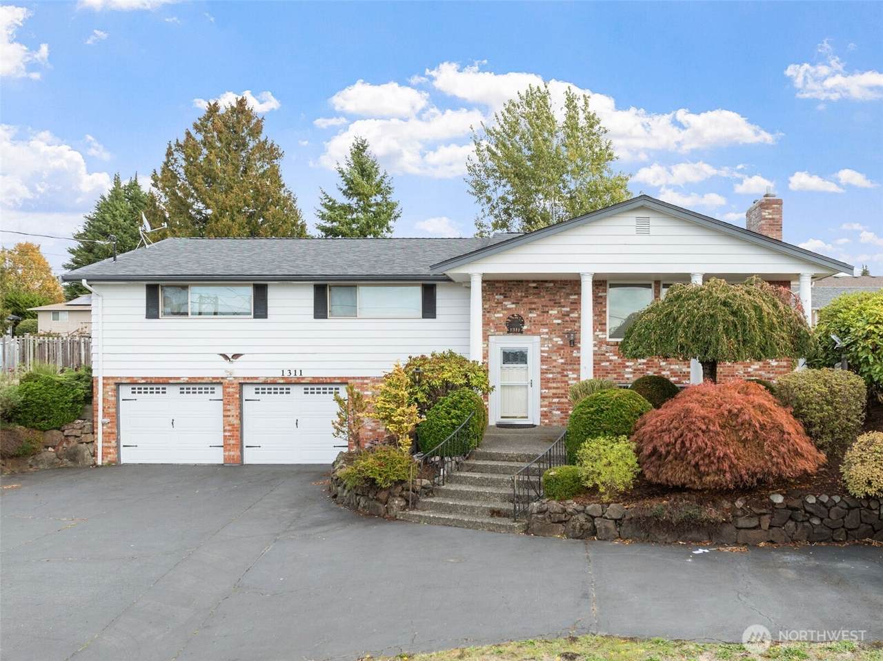 1311 Jackson Avenue - Photo 1