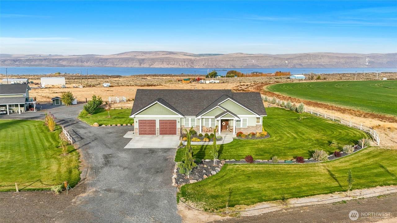 10410 Northern Avenue - Photo 1