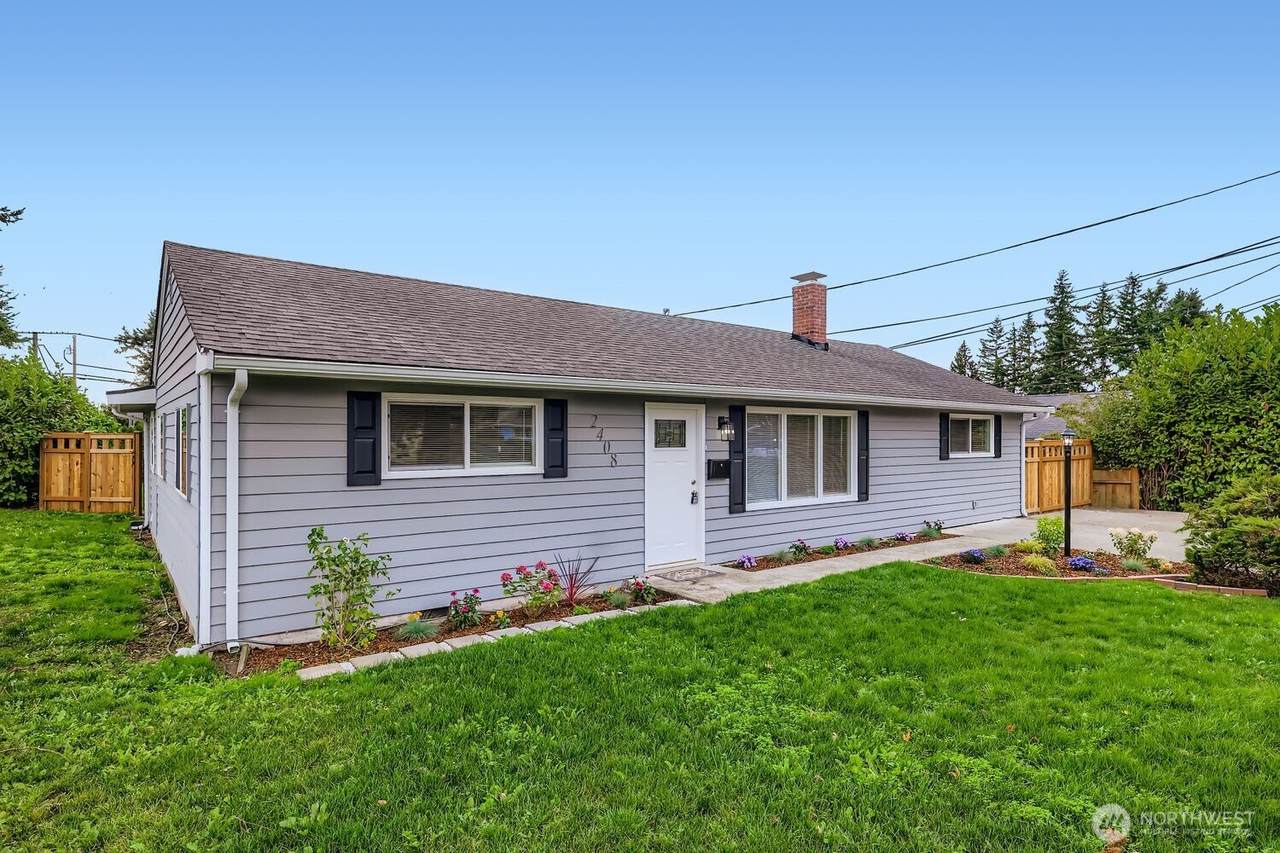 2408 6th Street - Photo 1