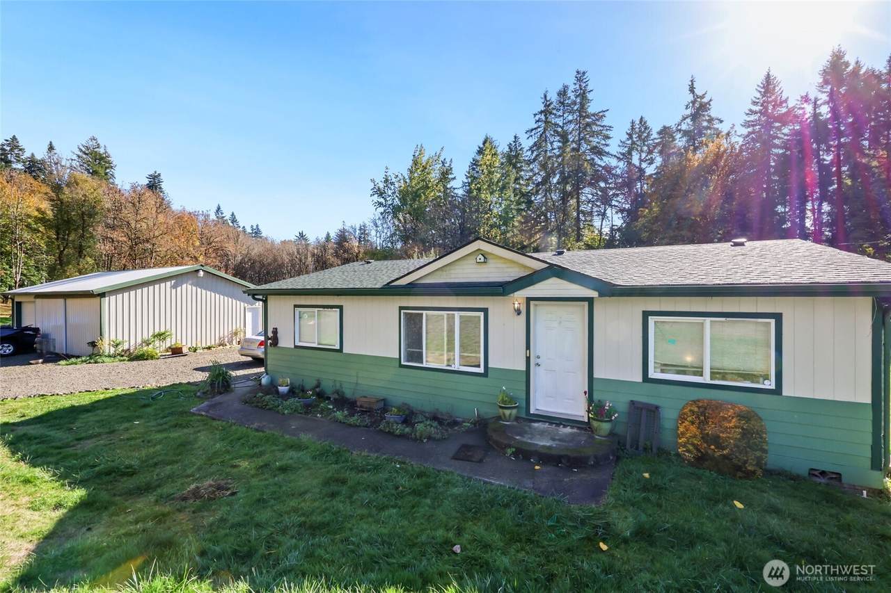 208 Orchard Street - Photo 1