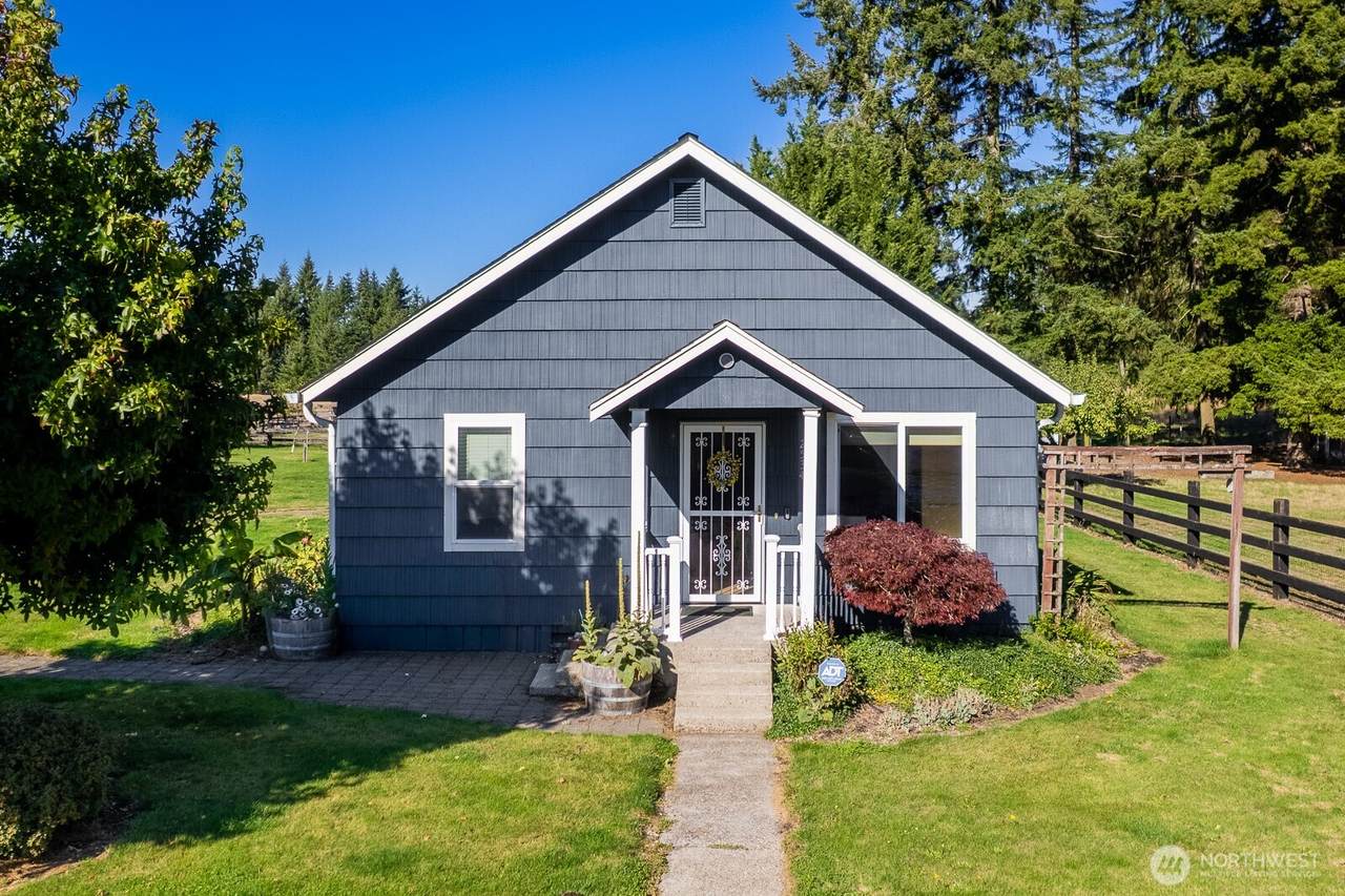 2534 180th Avenue - Photo 1