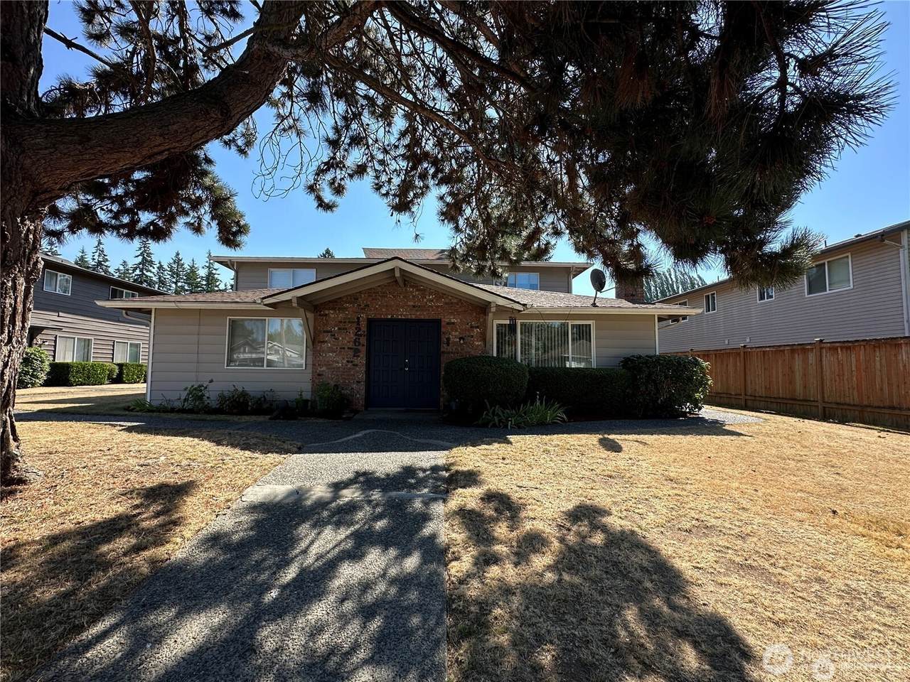 1262 Cedar Avenue - Photo 1