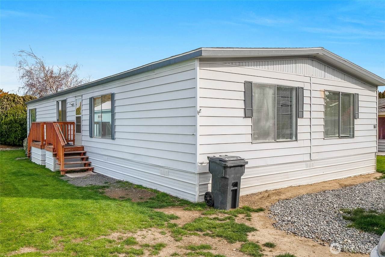 4815 Airway Drive - Photo 1