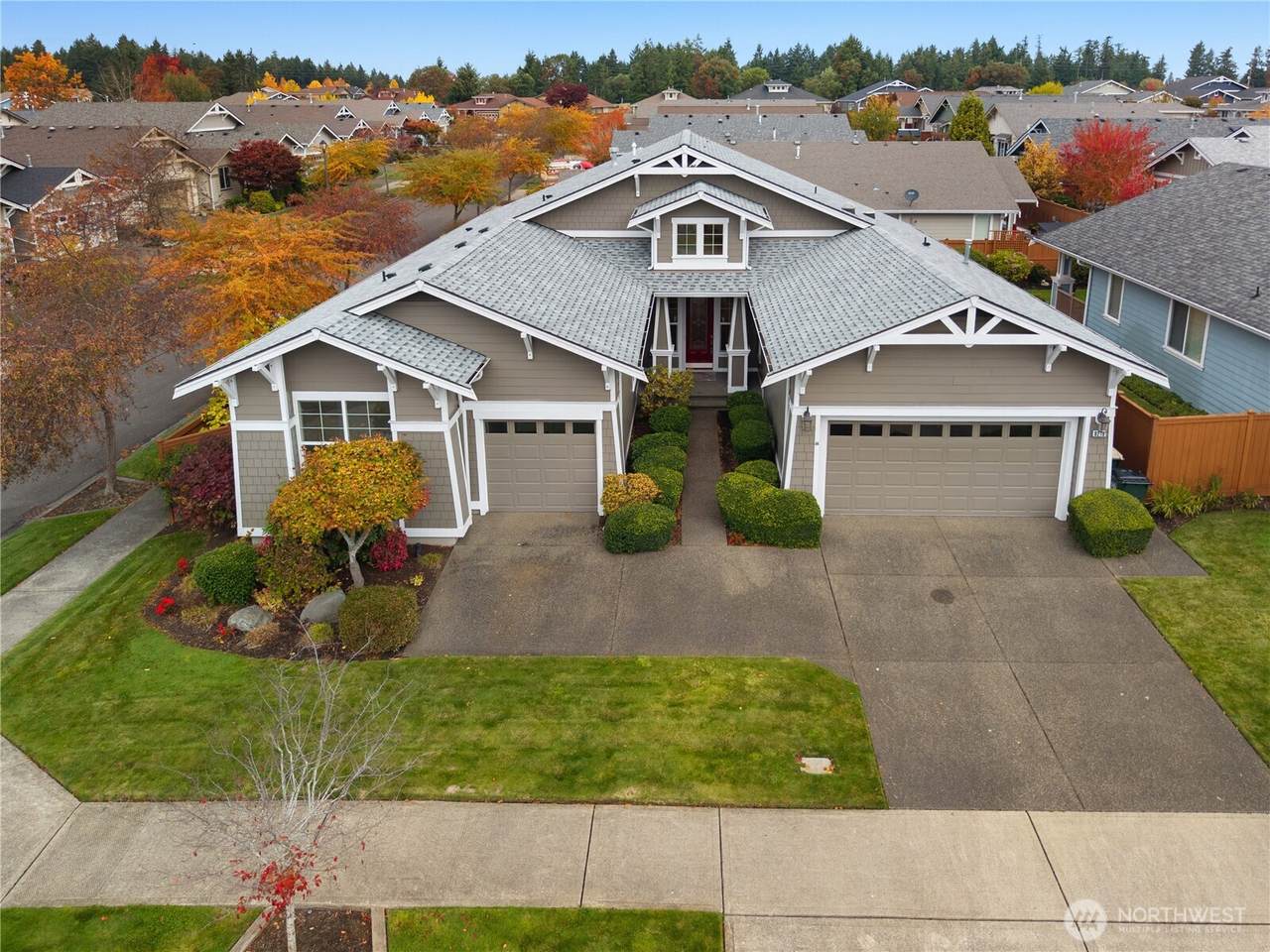 8218 Camano Loop - Photo 1