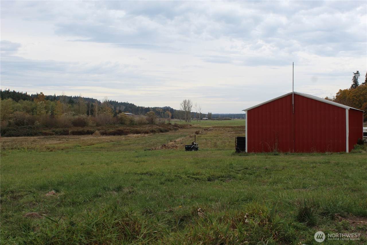 2600 Center Road - Photo 1