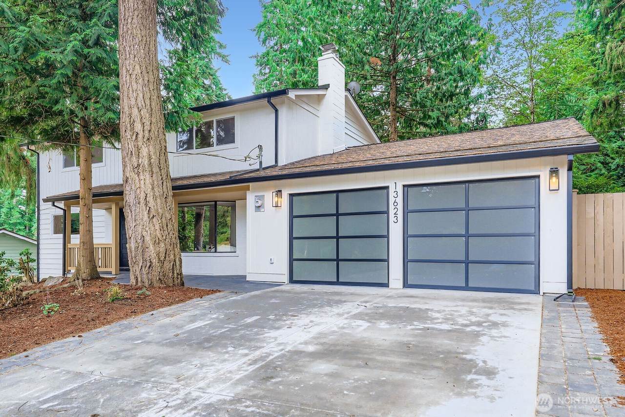 13623 75th Street - Photo 1