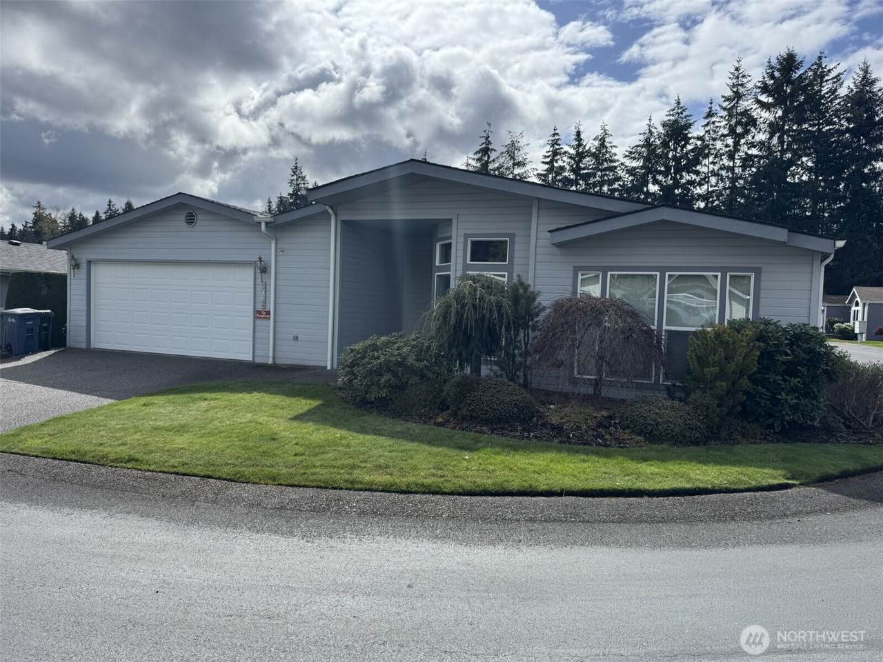 5702 90th Street Ct - Photo 1