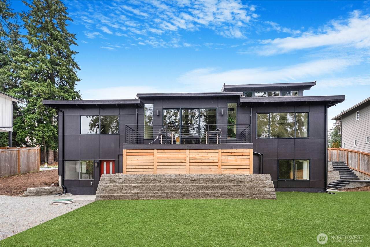 11647 Beacon Avenue - Photo 1