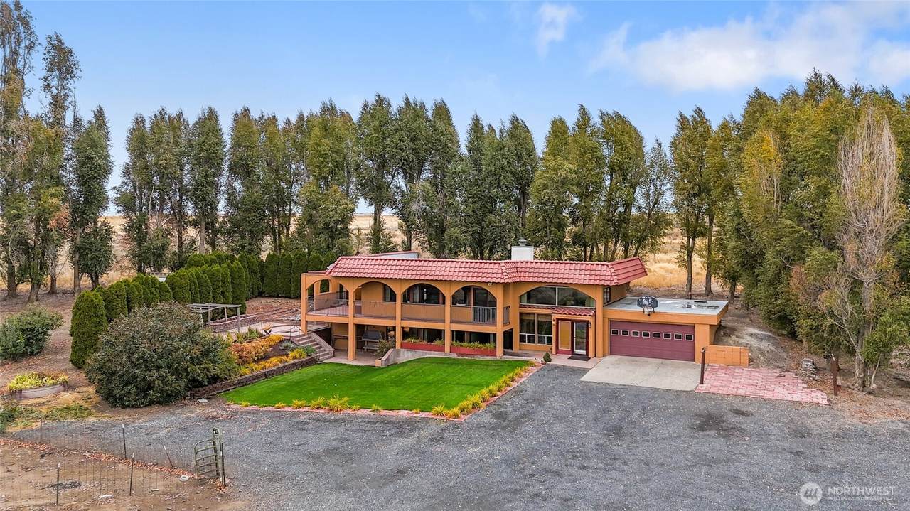 18850 Stratford Road - Photo 1