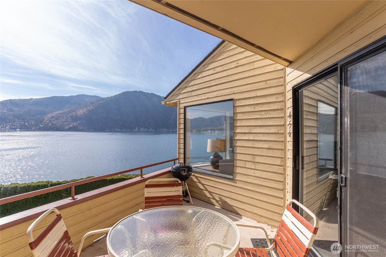 1 Nekquelekin - Photo 1