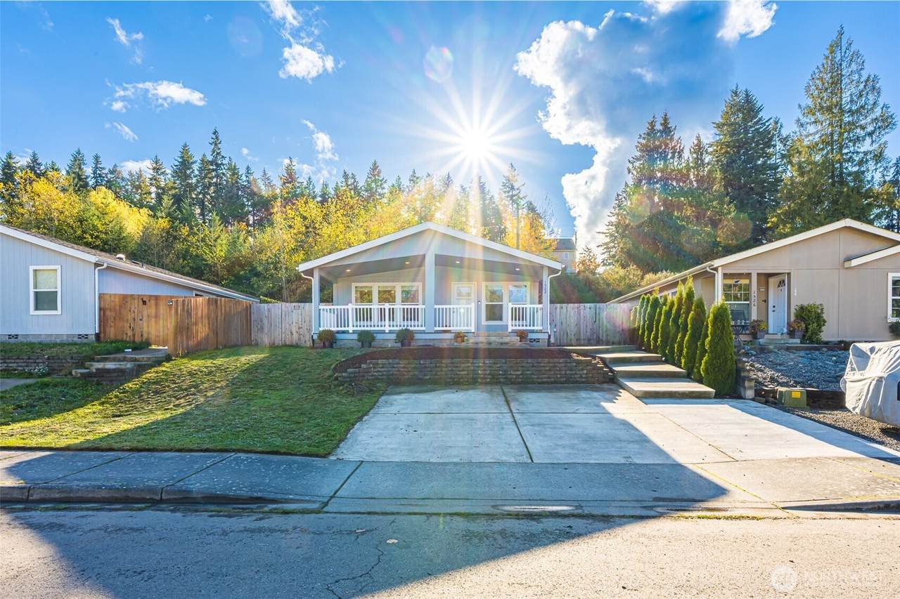 1522 15th Street - Photo 1