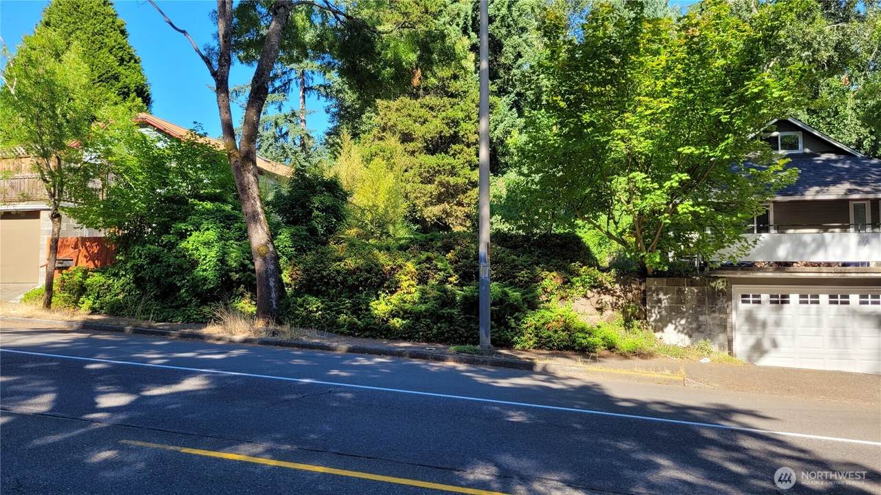 11744 35th Avenue - Photo 1