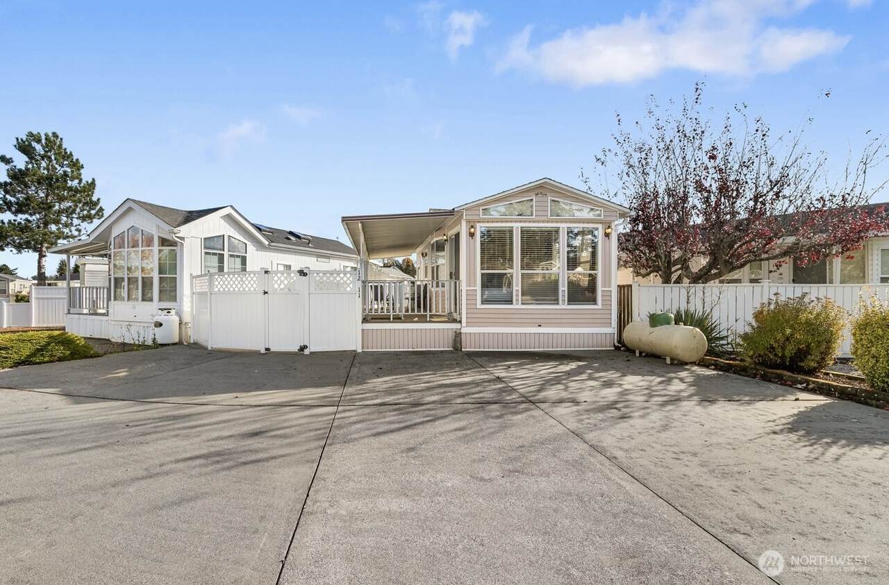 7704 Birch Bay Drive - Photo 1